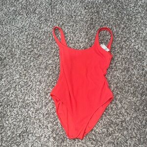 NWT Ladies size medium swimsuit